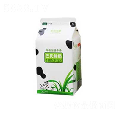 迎春樂(lè)屋頂包鮮牛奶500ml