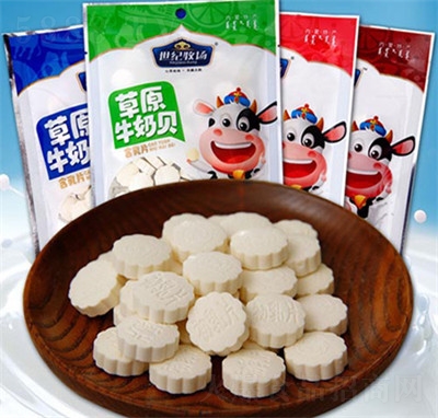 世紀(jì)牧場草原牛奶貝含乳片袋裝奶制品休閑食品招商代理追劇零食